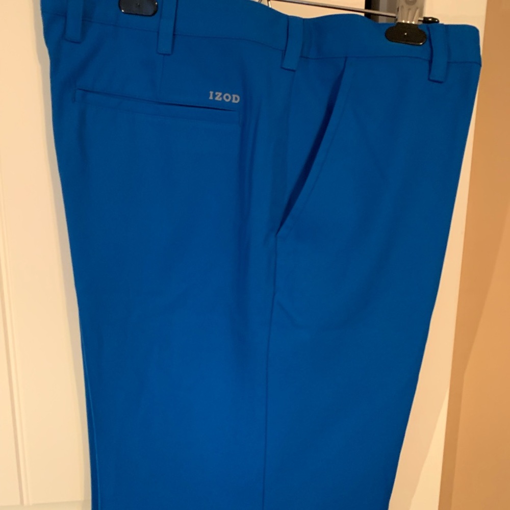 IZOD Men’s Size 38 Golf Shorts
